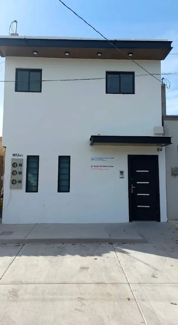 Consultorio del Dr. Daniel Mendoza Solano en Los Mochis